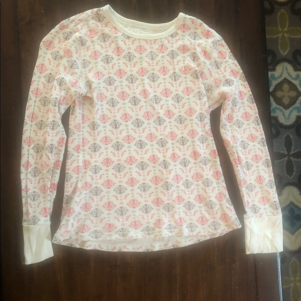 Long sleeve knit